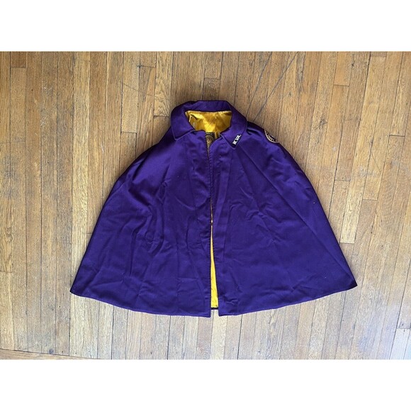 Vintage Purple Odd Fellows Ladies Aux Patriarchs Cape Women One Size - Picture 1 of 13